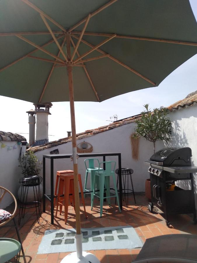 Maison De Village Familiale Pont Du Gard, Toit Terrasse, Barbecue, Fibre Vers-Pont-du-Gard Eksteriør bilde