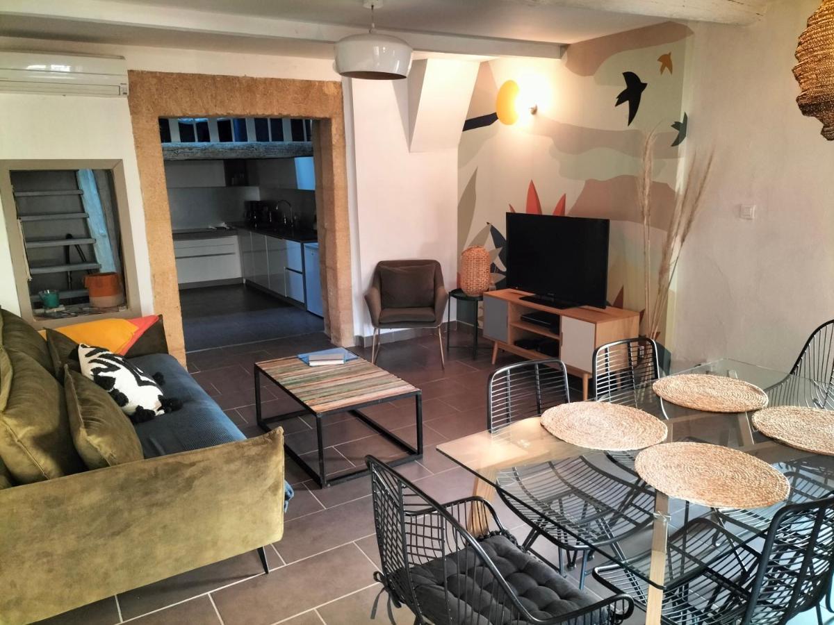 Maison De Village Familiale Pont Du Gard, Toit Terrasse, Barbecue, Fibre Vers-Pont-du-Gard Eksteriør bilde